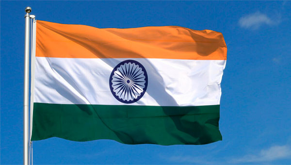 Сбербанк запустил переводы в рупиях по номеру счета в банки Индии