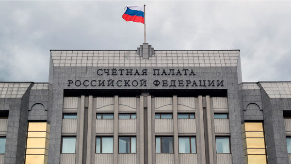 Счетная палата РФ рекомендует повысить ввозные пошлины на айкосы и вейпы